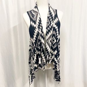 FANG Black & White Bohemian Sweater Vest